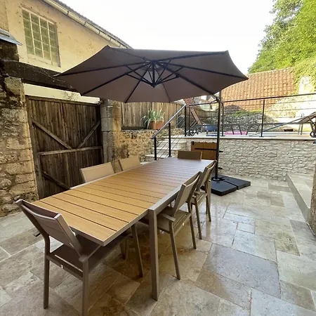Maison En Pierre Avec Piscine Et Terrasse Pour 6 *